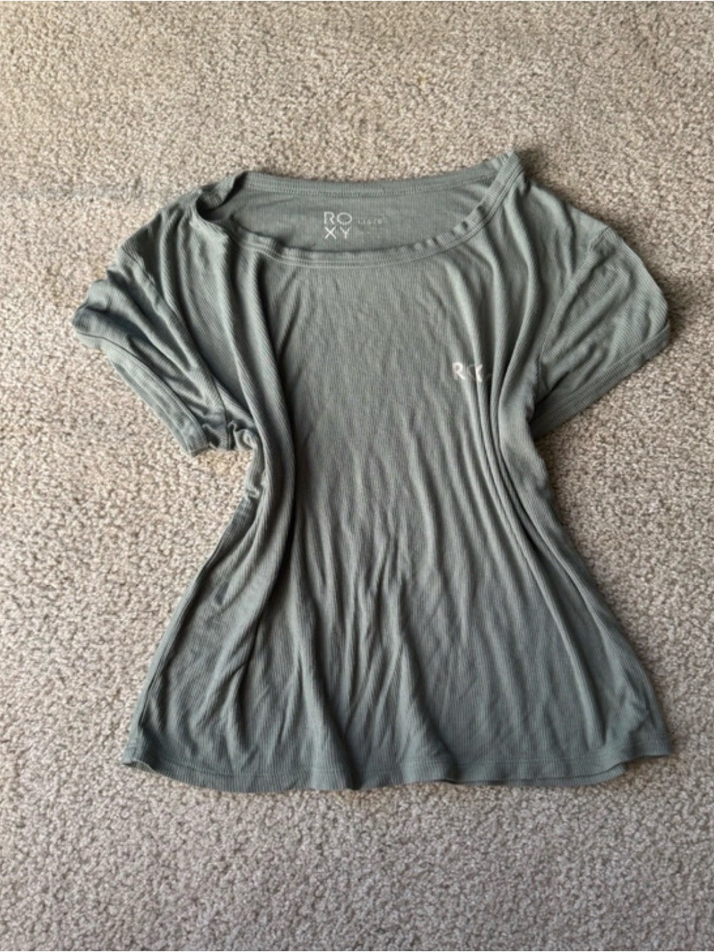 Roxy Women's cropped Olive Green Ribbed Short Sleeve Tee y2k sexy